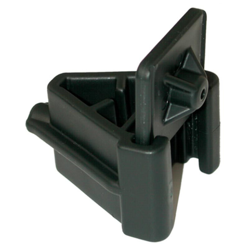Insulator t posts adapter