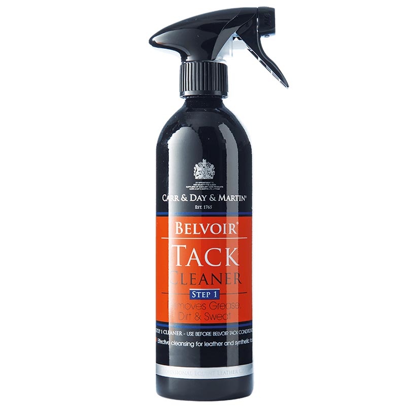 Cleaning spray leather carr & day & martin belvoir tack cleaner step 1
