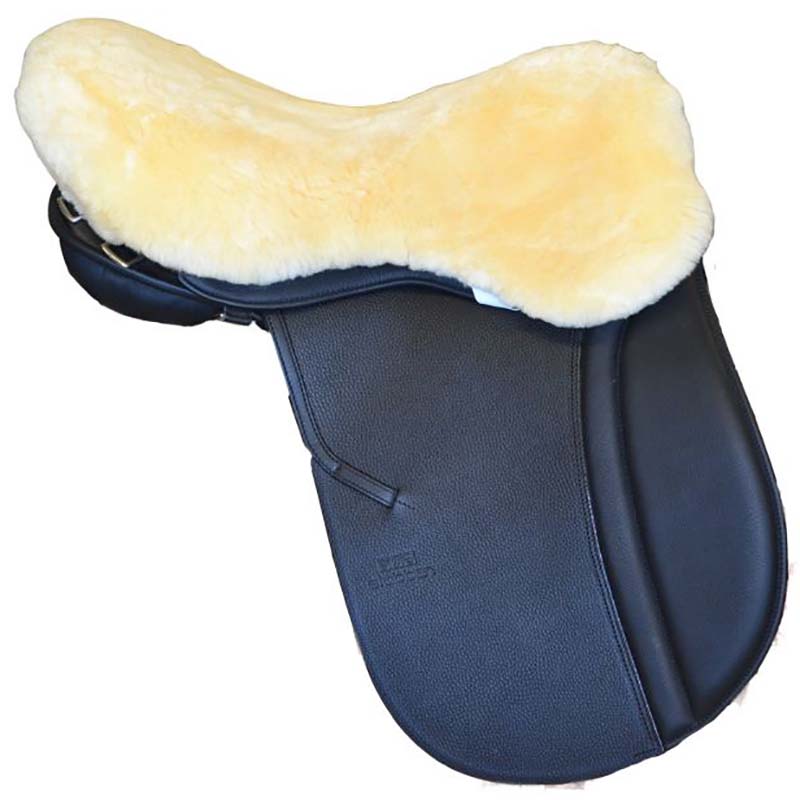 English saddle seat comforter in merinos sheepskin