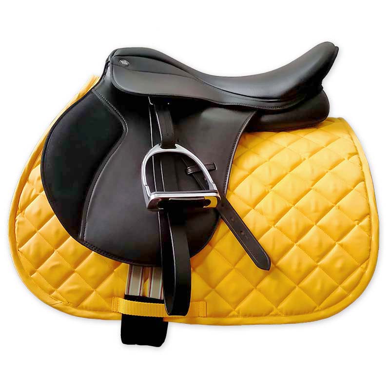 English saddle in faux leather full of customizable accessories