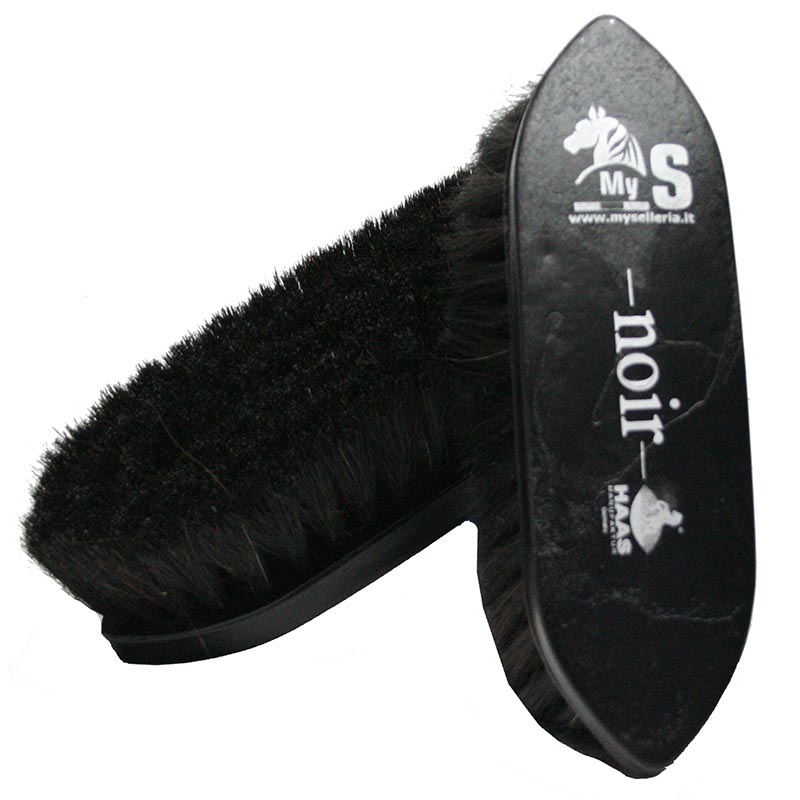 Brush soft and high haas noir model for horse