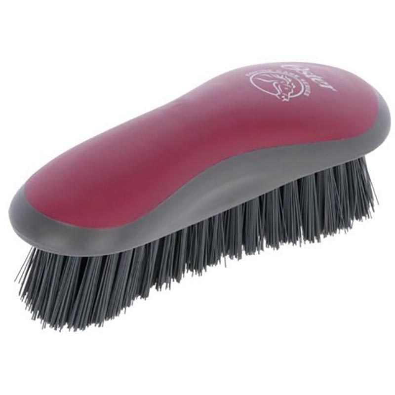 Cleaning brush bristles with raw of oster blackberry