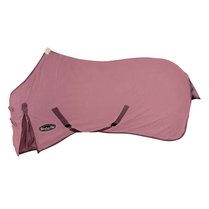 Horse rug with tail cover and crossed straps malaga plus model
