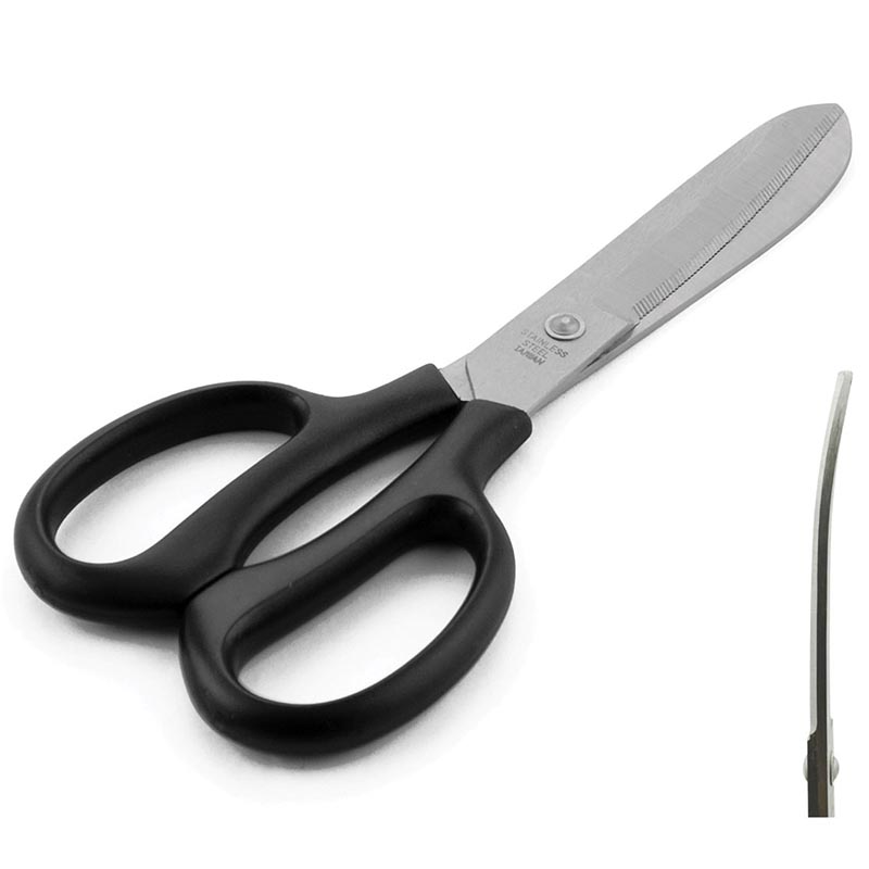 Scissors for mane curved tip